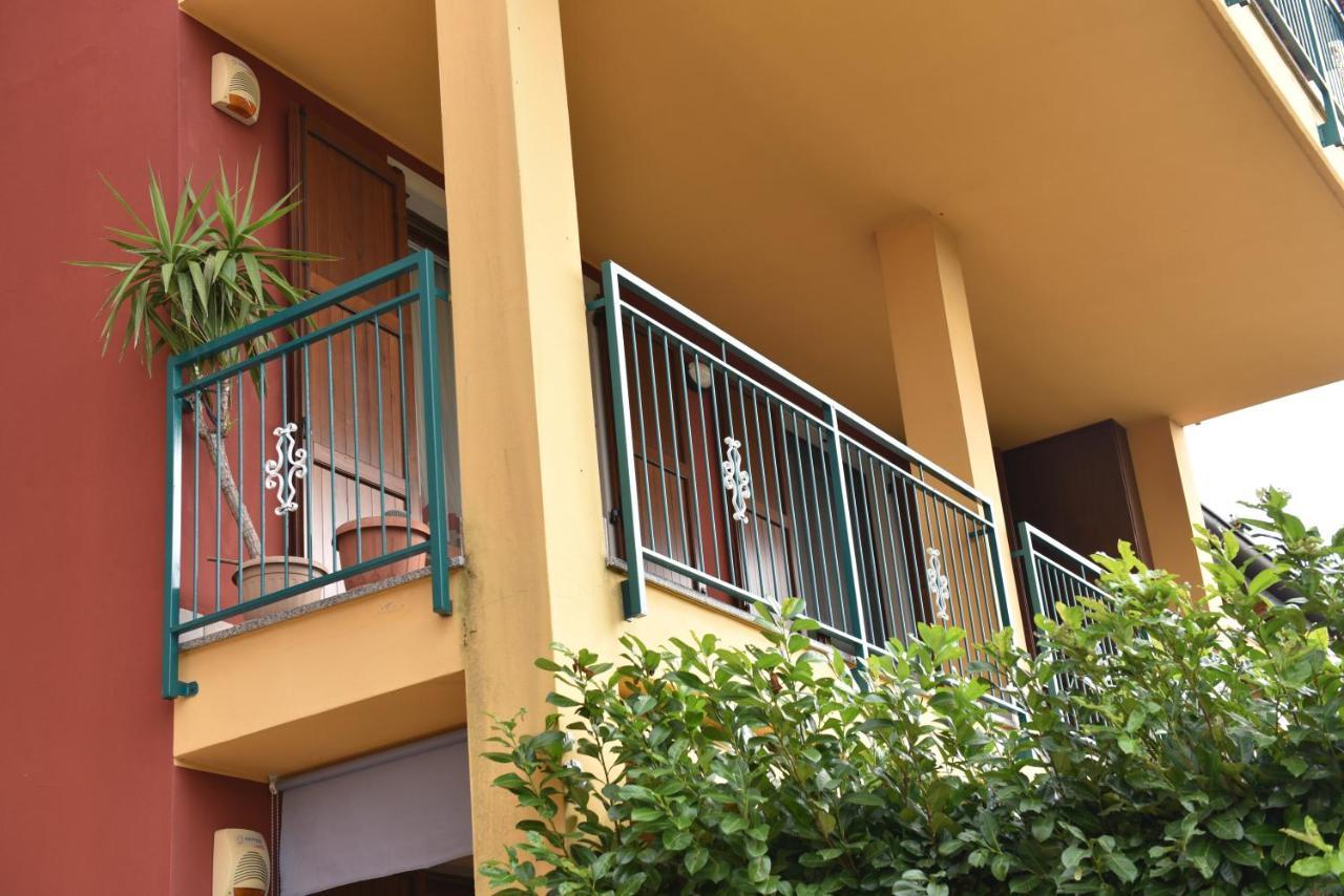 Design & Comfort A Romano Di L. โรมาโนดิลุมบาร์เดีย ภายนอก รูปภาพ